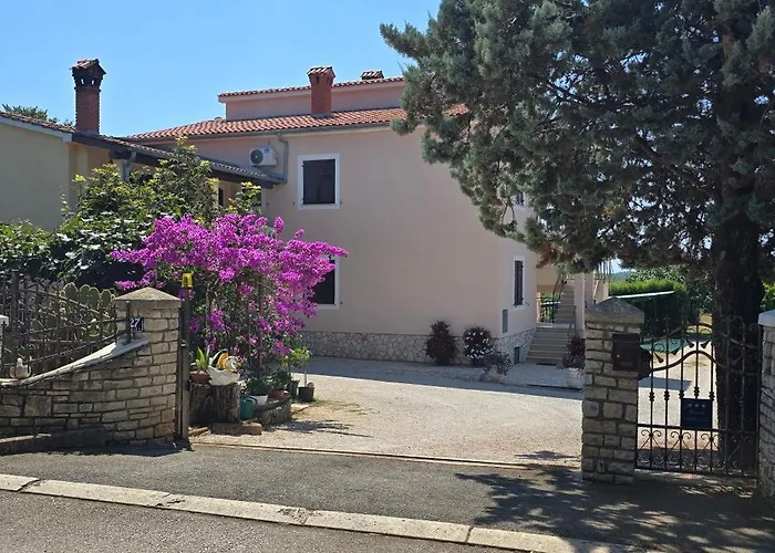 Διαμέρισμα Poesia Πόρετς