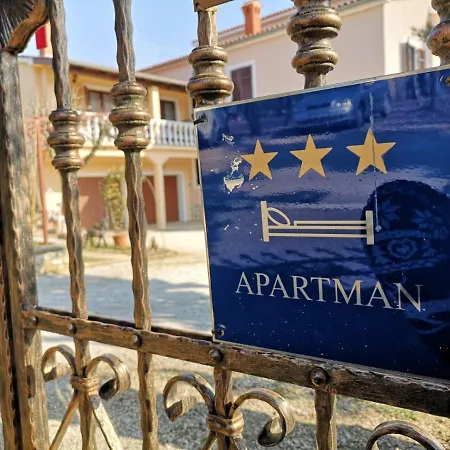 Poesia Apartman